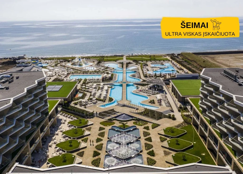 The Wave Resort viešbutis ir baseinai su vaizdu į jūrą iš paukščio skrydžio